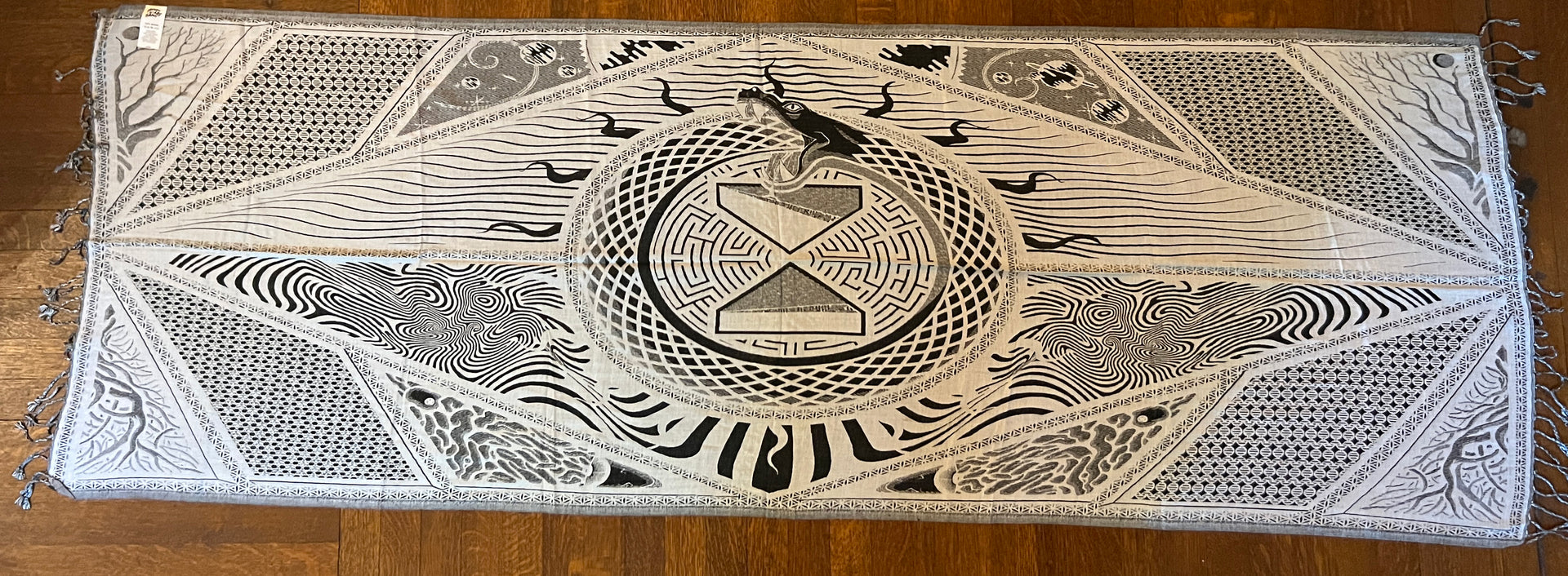 Labyrinth of Time - Premium Scarf